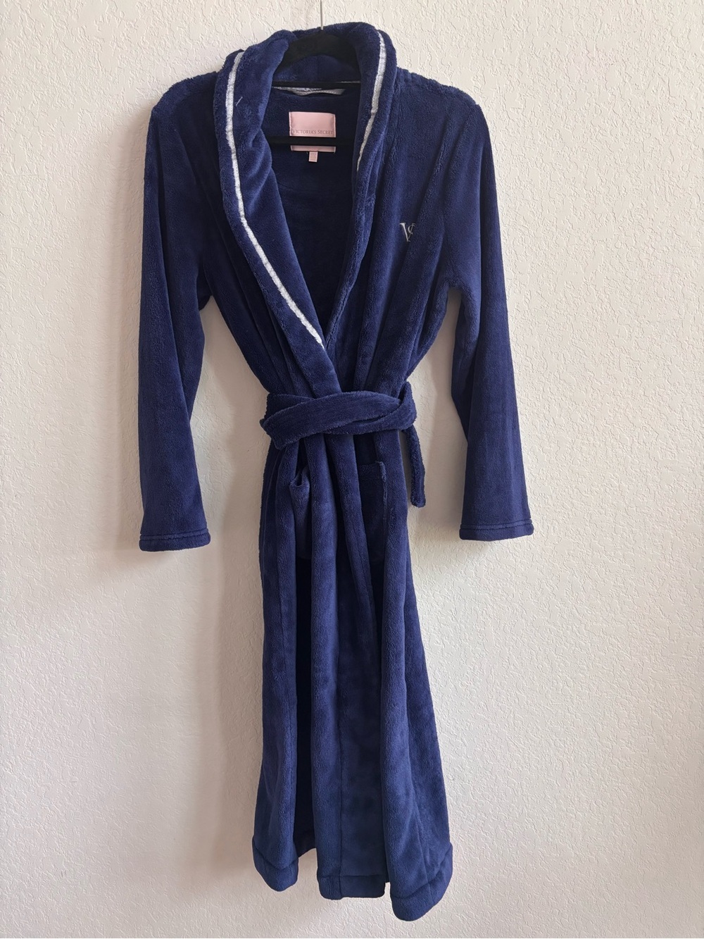 Victoria’s Secret Plush Robe Medium Navy Blue Long Belted VS Logo